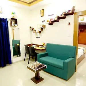 Hotel Base9 Cochin Airport Indien